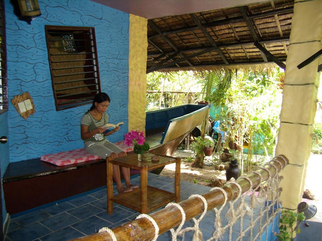 Takatuka Beach Resort Sipalay Rum bild
