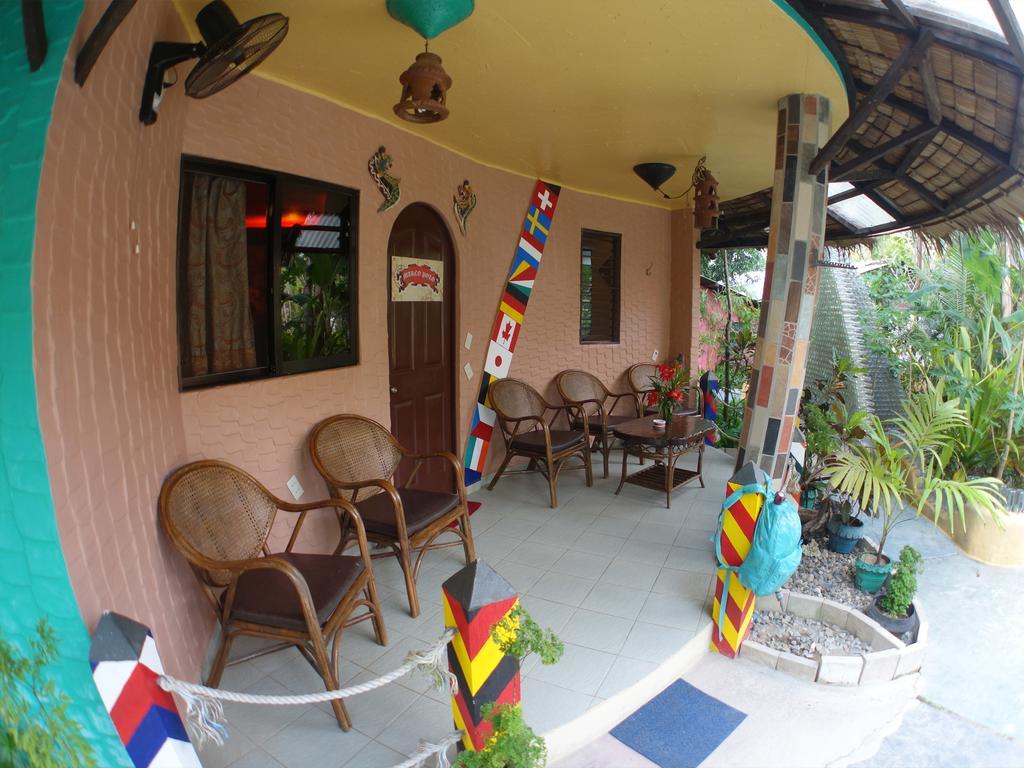 Takatuka Beach Resort Sipalay Exteriör bild